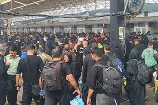 ثبت تردد حدود ۵ میلیون و ۶۰۰ هزار زائر حسینی از مرزهای اربعینی کشور در سفرهای رفت و برگشت