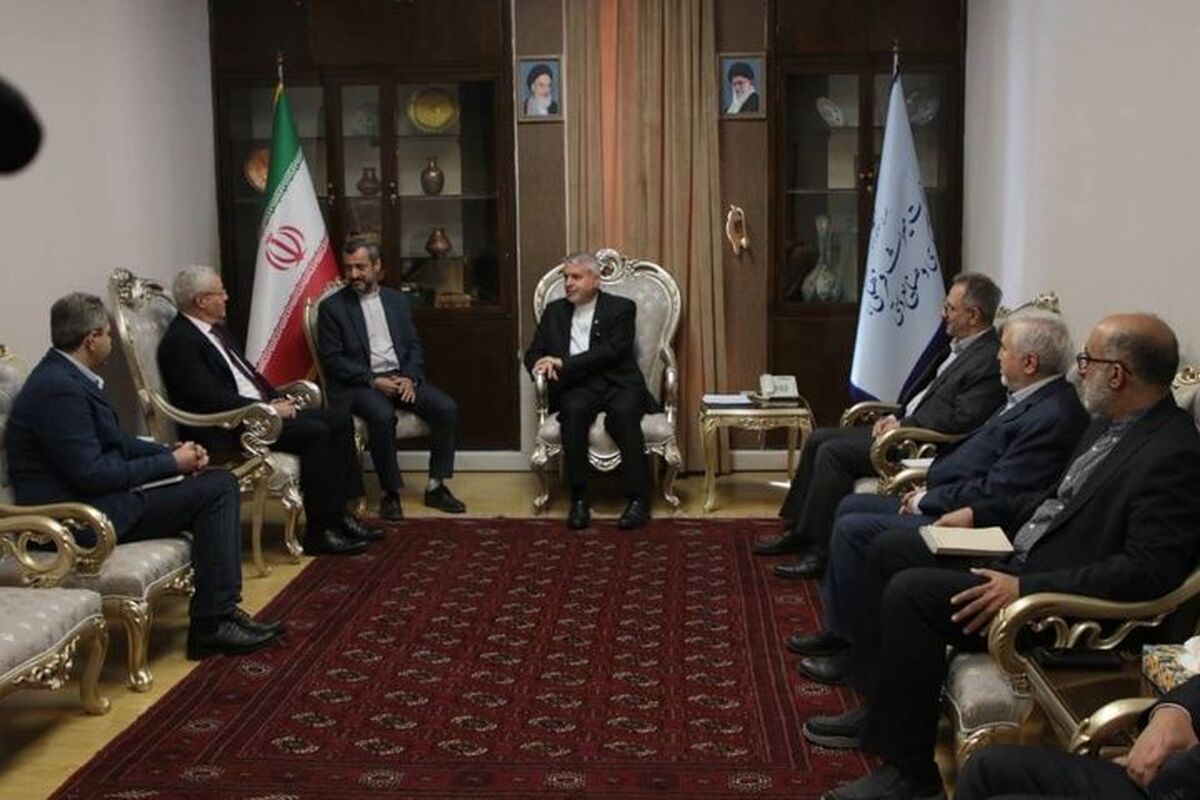وزیر میراث فرهنگی