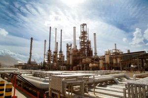 وارد مدار شدن اولین کوره نزین سازی فاز سوم ستاره خلیج فارس