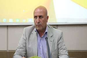 دولت شعارهایی درباره کاهش نرخ ارز اعلام کرده که جنبه انتخاباتی دارد