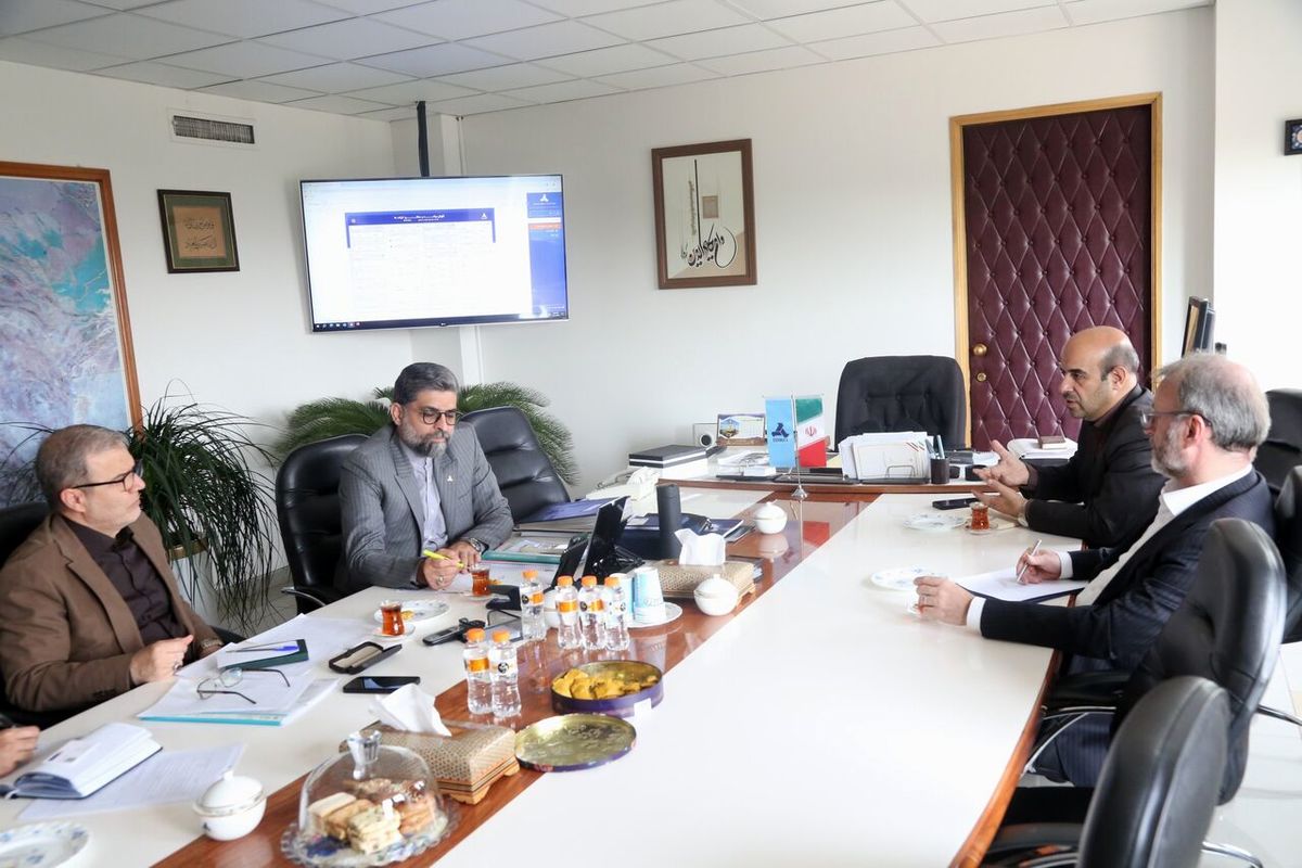 ایدرو و ساتبا برای توسعه ۳هزار مگاوات نیروگاه خورشیدی در بخش صنعت همکاری می کنند