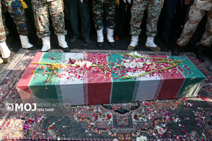 پیکر مطهر شهید گمنام دفاع مقدس در شرکت نفت و گاز مارون به خاک سپرده شد 