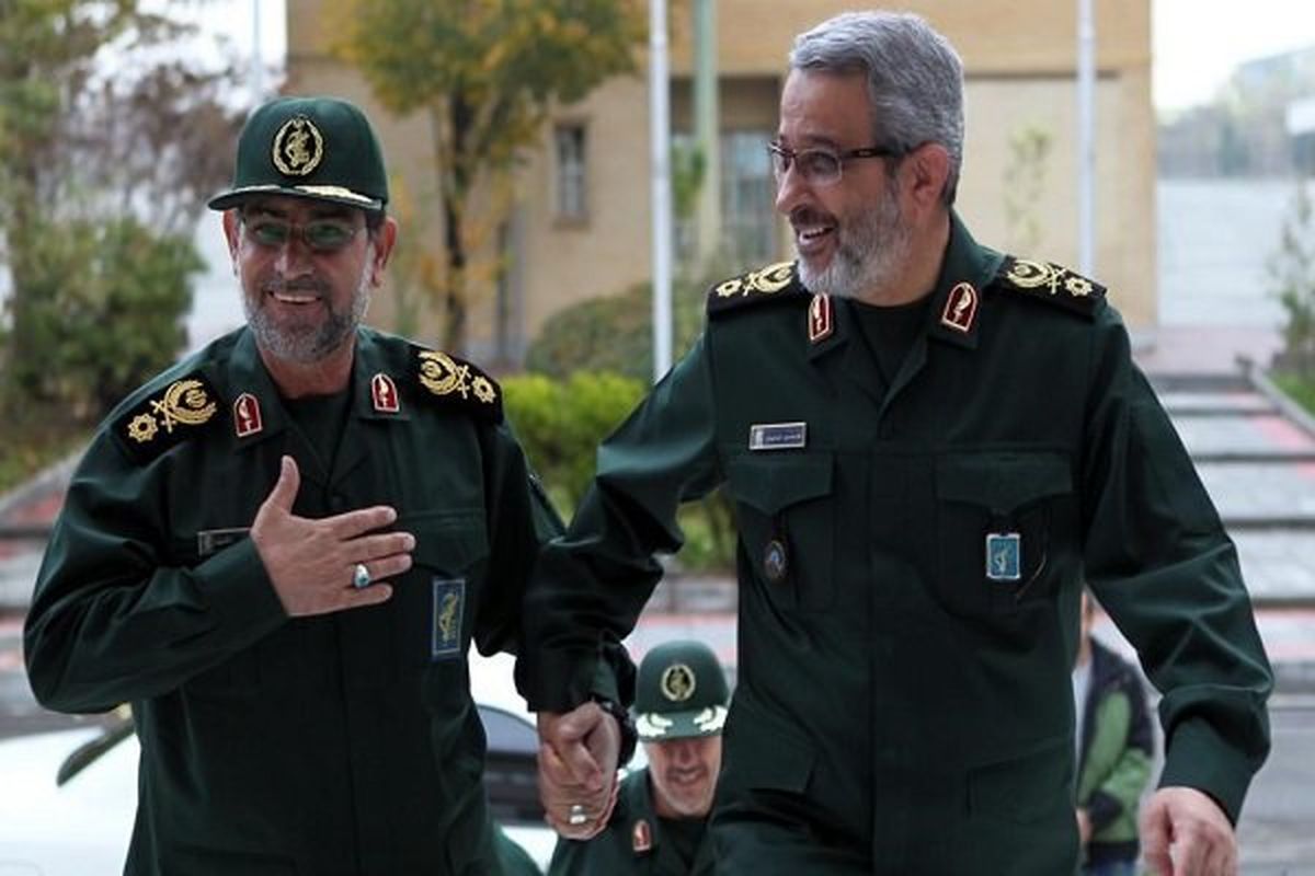 فرمانده نیروی دریایی سپاه با سردار غیب پرور