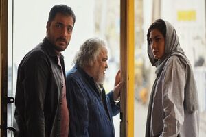 تصاویر تازه از حاجیان و شریفی‌نیا در «کافه سلطان» با محوریت جنگ دوازده‌روزه