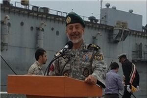 پیام رزمایش‌ ولایت 95 صلح و امنیت برای همه منطقه است/ انتقال تجربیات بخش جدایی‌ناپذیر رزمایش‌های نیروی دریایی است
