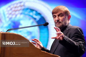 ۸۰۰ مگاوات نیروگاه تجدیدپذیر روستایی احداث می‌شود + فیلم