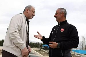 مدیرعامل و سرمربی تیم فوتبال پرسپولیس بر جذب بازیکن خارجی تفاهم کردند