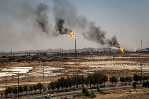 محیط زیست به اختلاف هرمزگان و بوشهر در خصوص بحث عوارض آلایندگی ورود کند