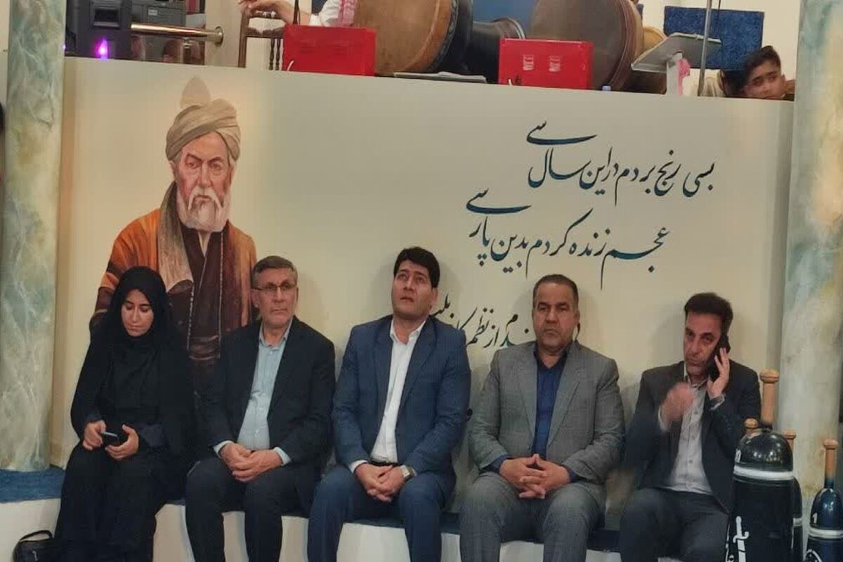 حسنی..