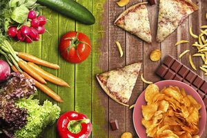 ایرانیان به دلیل گرانی مواد غذایی در معرض تهدید تغذیه سالم هستند/لزوم تقویت خانه های بهداشت با تخصیص بودجه مناسب