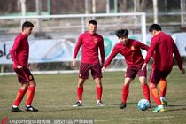 انتقاد تند رسانه چینی از زمین کمپ‌ تیم‌های ملی/ این زمین به درد بیسبال هم نمی‌خورد!