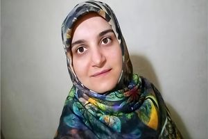 لحظه آزادی مهدیه اسفندیاری از زندان فرانسه + فیلم