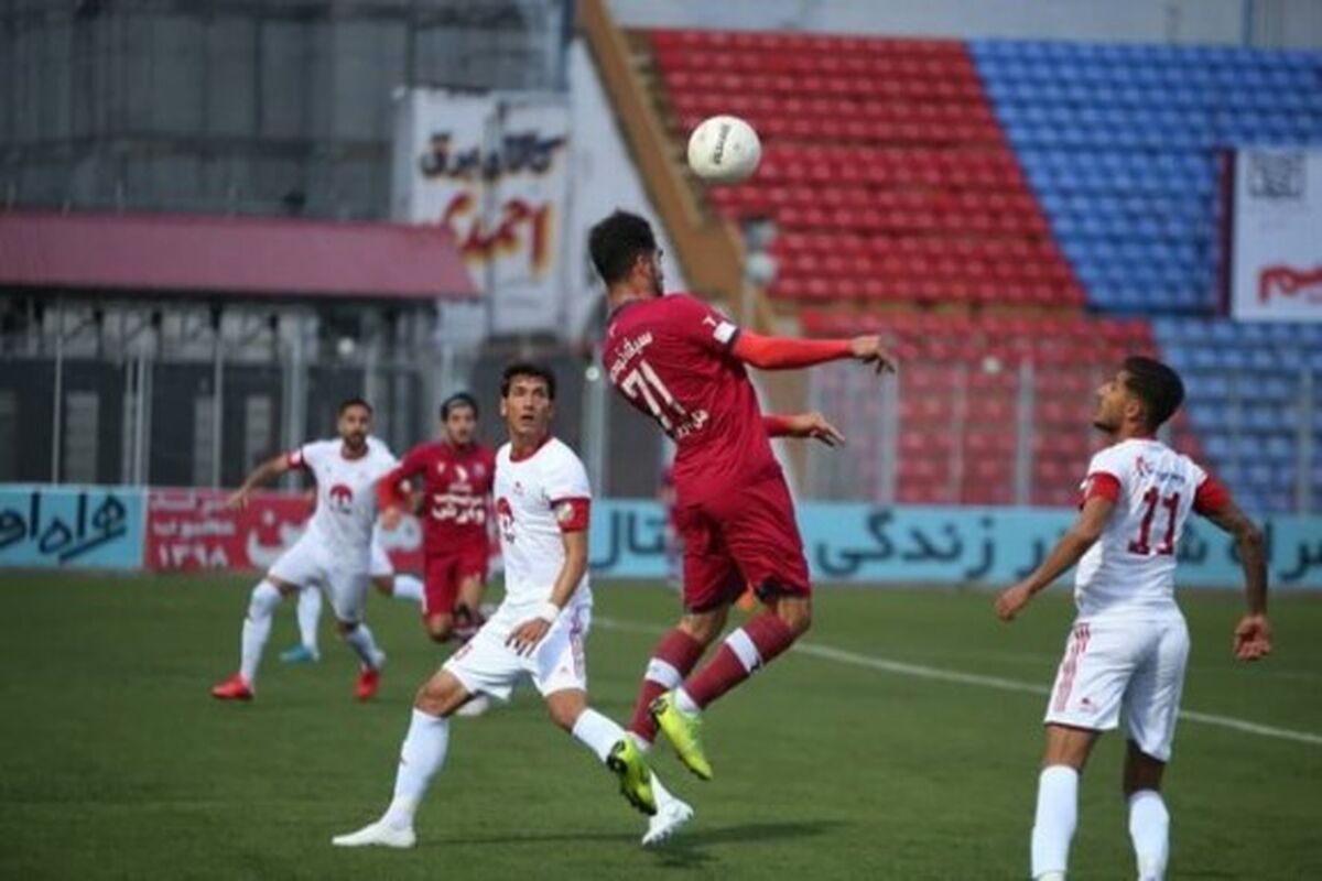 بازی نساجی قائمشهر و پرسپولیس1