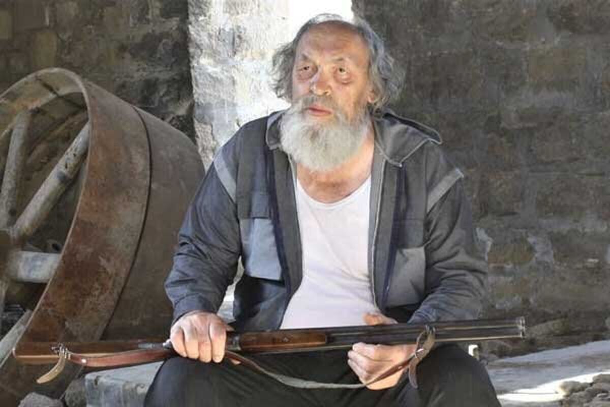 فیلم سینمایی مراسم تدفین کلاغ‌ها