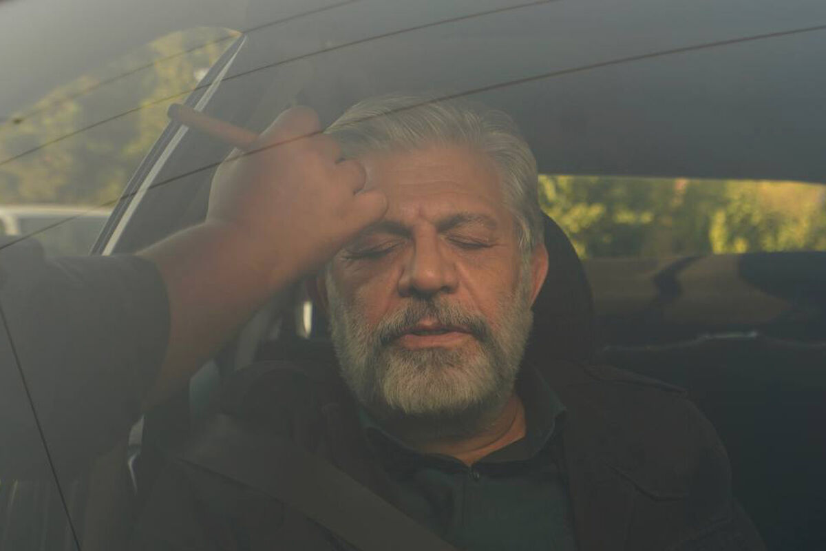 پرویز فلاحی پور در بی نشان