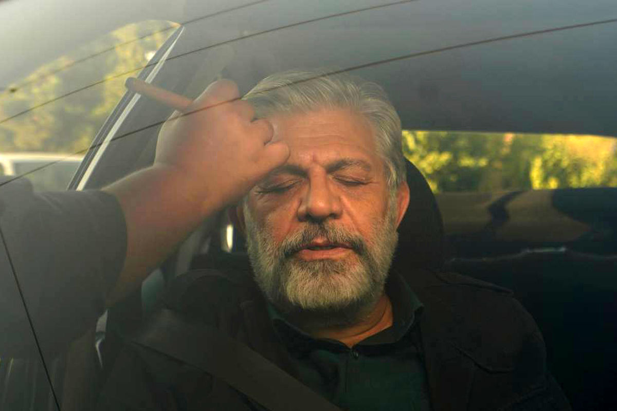 پرویز فلاحی پور در بی نشان