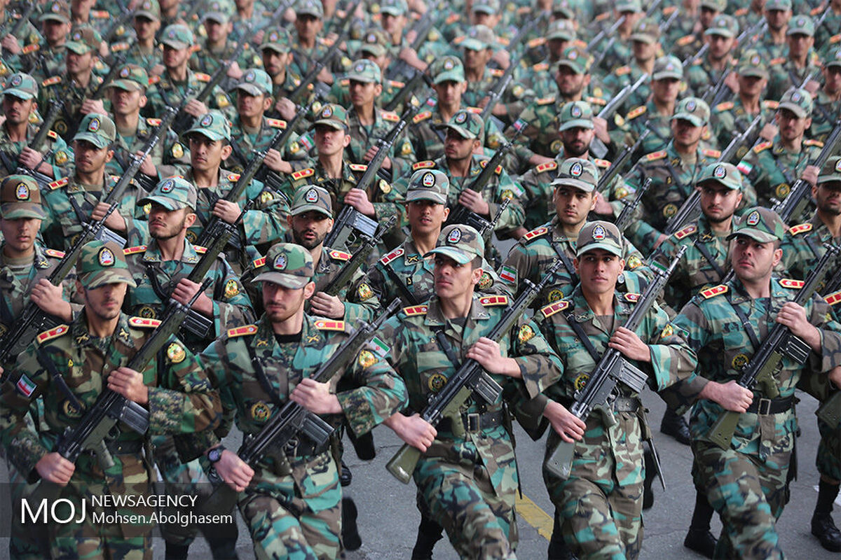 صبحگاه+مشترک+دانشجویان+دانشگاه+افسری+نیروهای+مسلح-سرباز