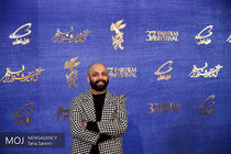 صابر ابر روی صحنه تئاتر می‌رود