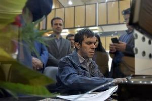 نگاه ویژه به خدمات بانکی برای نابینایان/ نابینایان برای استفاده از خدمات بانکی به امین نیاز ندارند