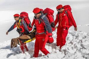 سقوط بهمن ۱۲ کشته داشت، زلزله چند کشته خواهد داشت؟/مثل همیشه در مواجهه با حوادث غیرمترقبه و بحران ها رفوزه ایم!