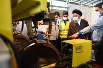 همه با هم باید در جنگ اقتصادی جهاد کنیم