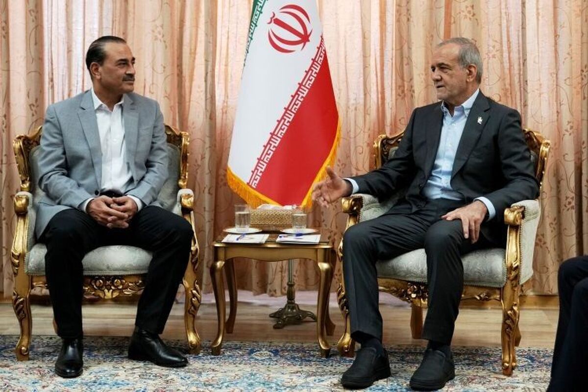 پزشکیان و فرمانده ارتش پاکستان