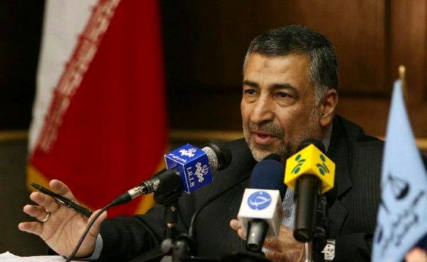 نظام جمهوری اسلامی پس از استقرار با توطئه های مختلفی رو به رو شد