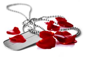 عدم پاسخ قانع کننده موسوی لارگانی به بیانیه  خانواده شهدا در هفته دفاع مقدس 