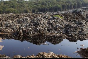 ادامه روند اعتراض مردم سراوان رشت به انباشت زباله ها/سراوانی ها  خواستار تعیین تکلیف و رسیدگی جدی به مشکلاتشان هستند