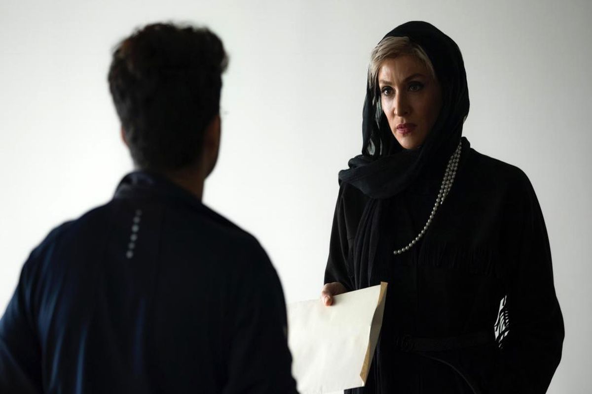 ویشکا آسایش برای اولین بار در شبکه نمایش خانگی