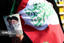 قزوینی‌ها در بارش باران هم پای کار انقلاب آمدند + فیلم