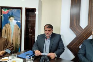 حضور در بین مردم و رسیدگی به درخواست های آنها وظیفه شرعی و قانونی ما است