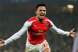 طعنه سانچس به آرسنال/ فرصت بازی در اولدترافورد را نمی توانستم از دست بدهم