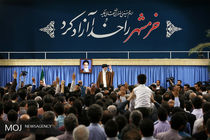 مراسم شب خاطره دفاع مقدس با حضور مقام معظم رهبری