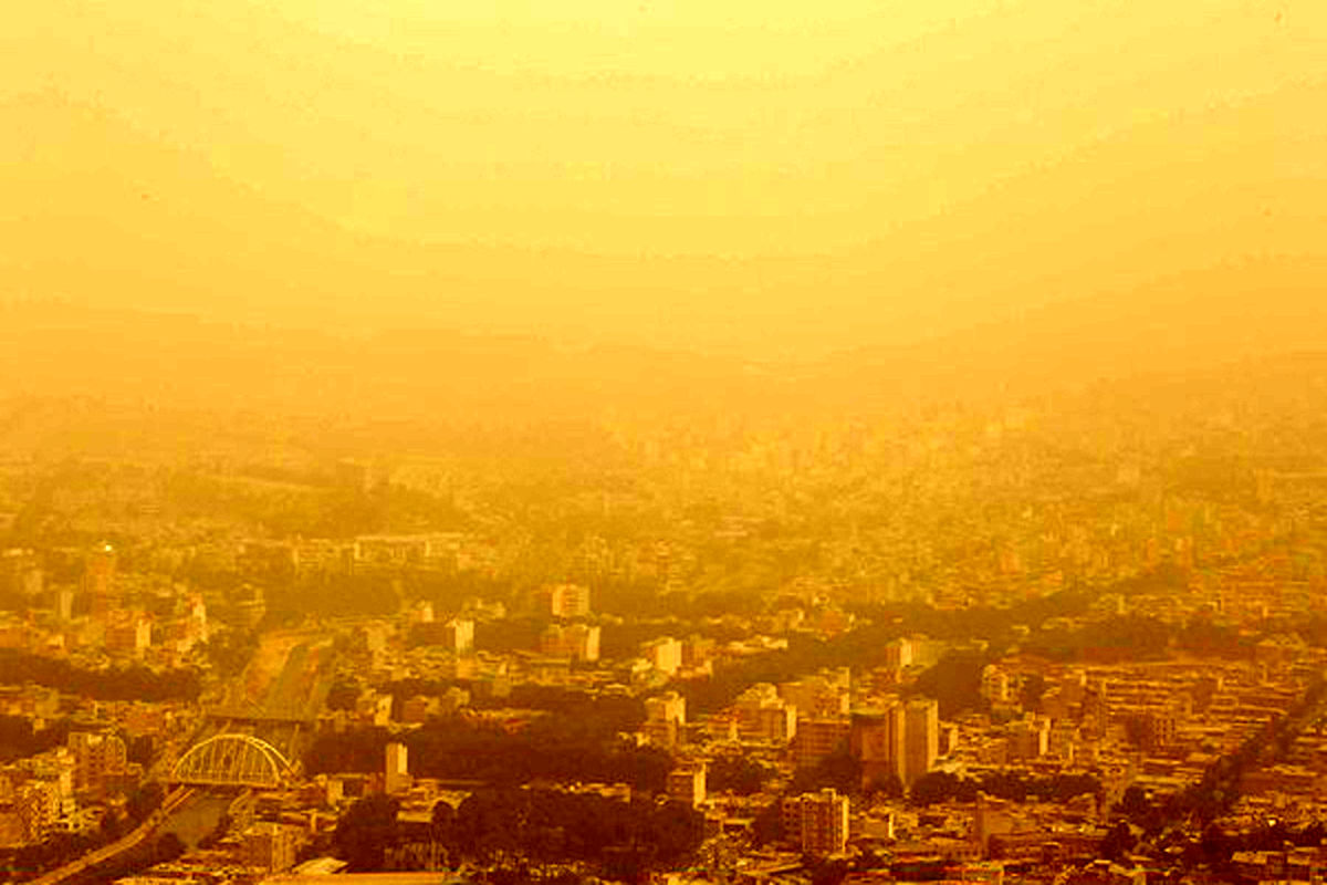 ابر و گرد و غبار در کرمانشاه