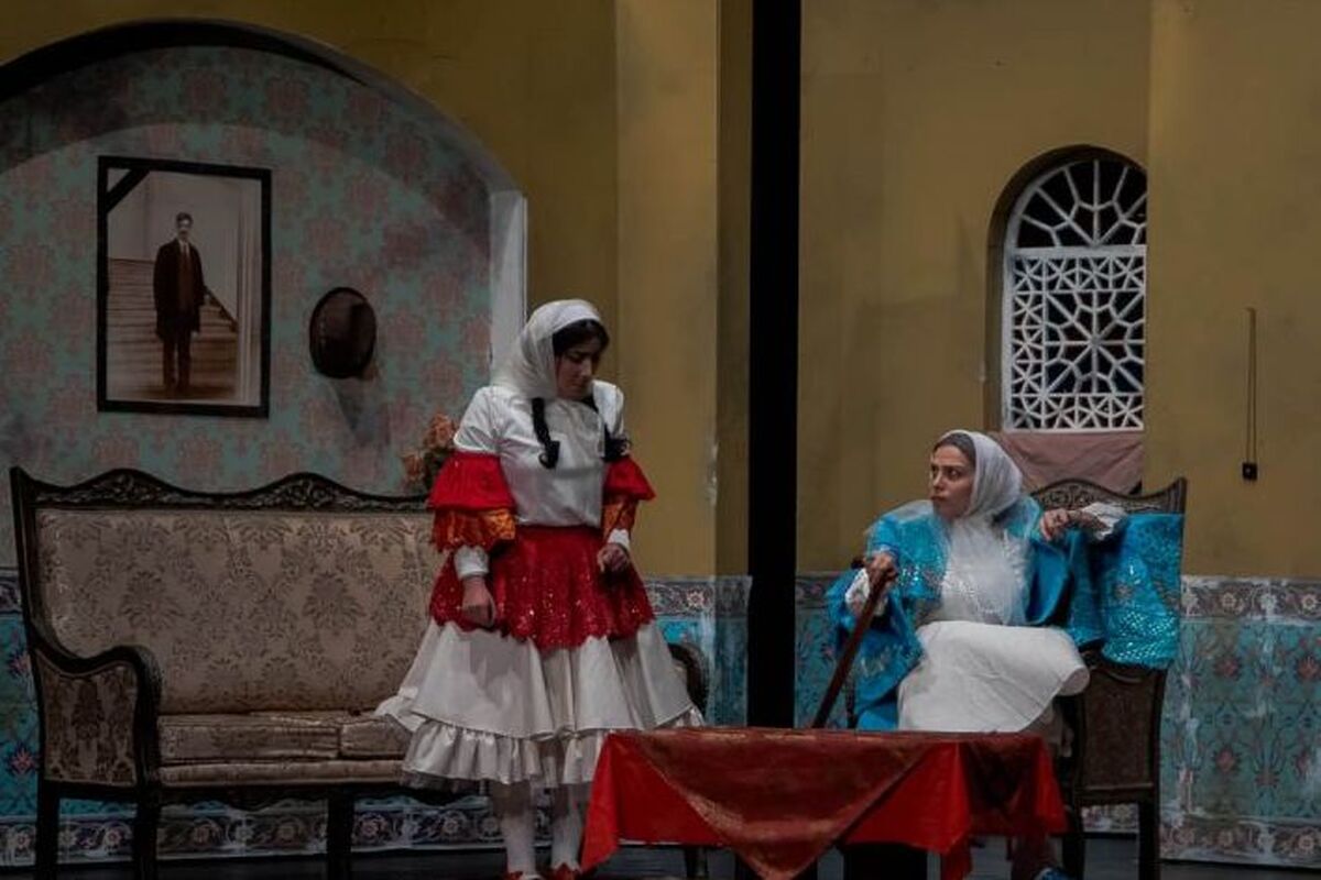 نمایش جعفر خان از فرنگ برگشته