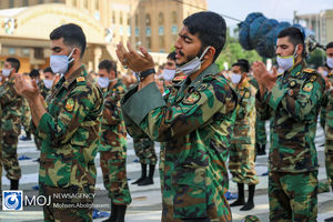 پاسخ رهبر انقلاب درخصوص خواندن دعای فرج در نماز