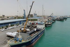 تخلیه ‌وبارگیری ۲۳۴ میلیون و ۸۳۹ هزار تن کالا در بنادر کشور طی سال ۱۴۰۳