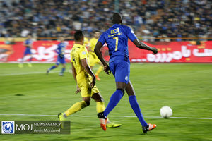 استقلالی ‌ها قصد دارند برای کل فوتبال تصمیم بگیرند/ درصورت عدم حضور استقلال خواهان برخورد قانونی هستیم