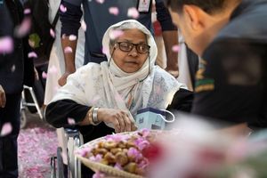 رسوایی تمام عیار در پاکستان؛ حجاج همچنان بلاتکلیف