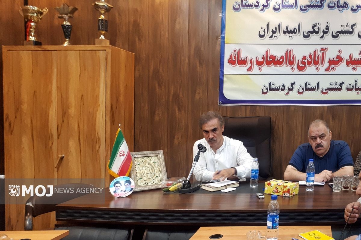 جمشید خیر آبادی